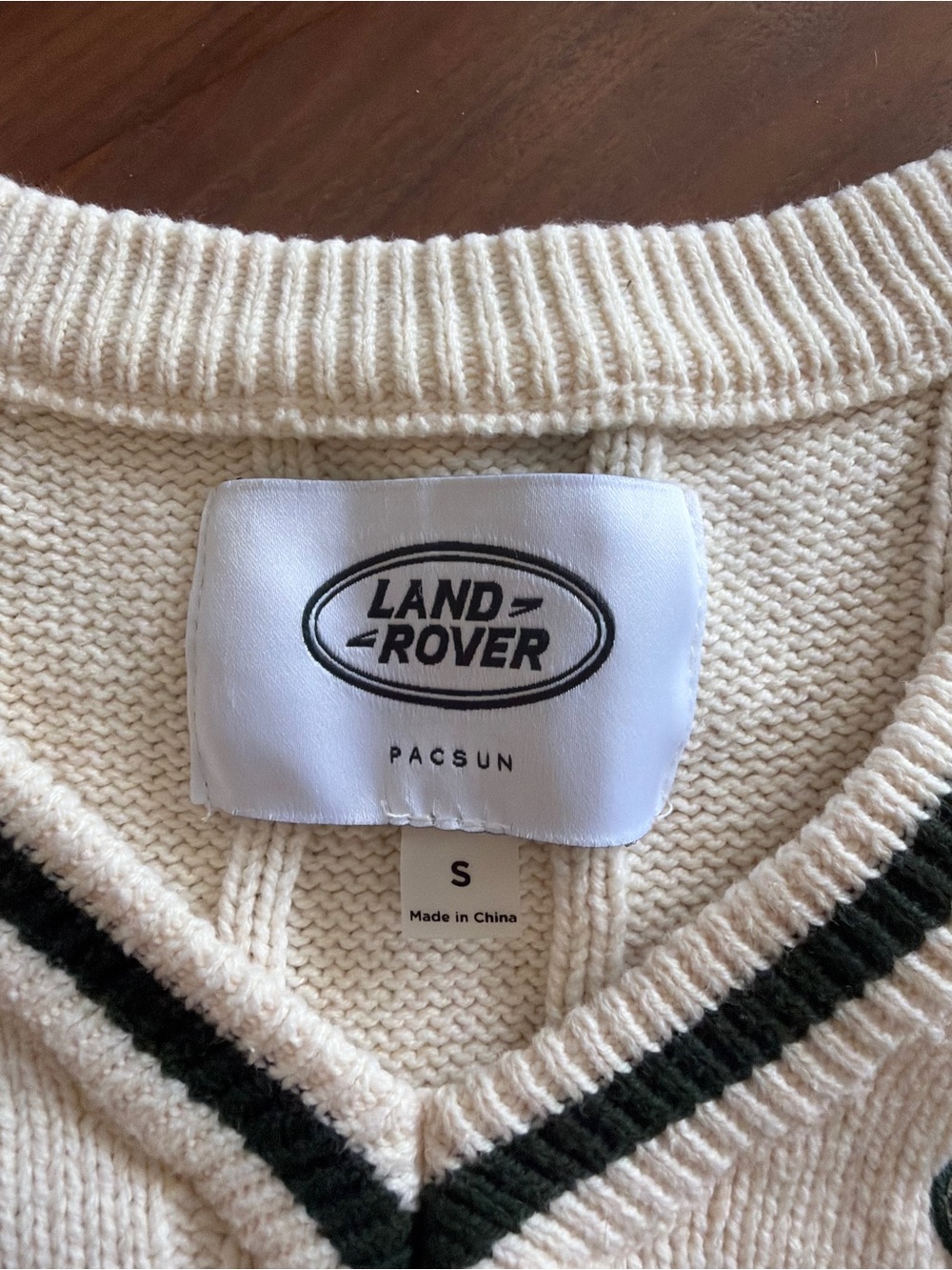 Land Rover Cropped Vest - Picture 3 of 4